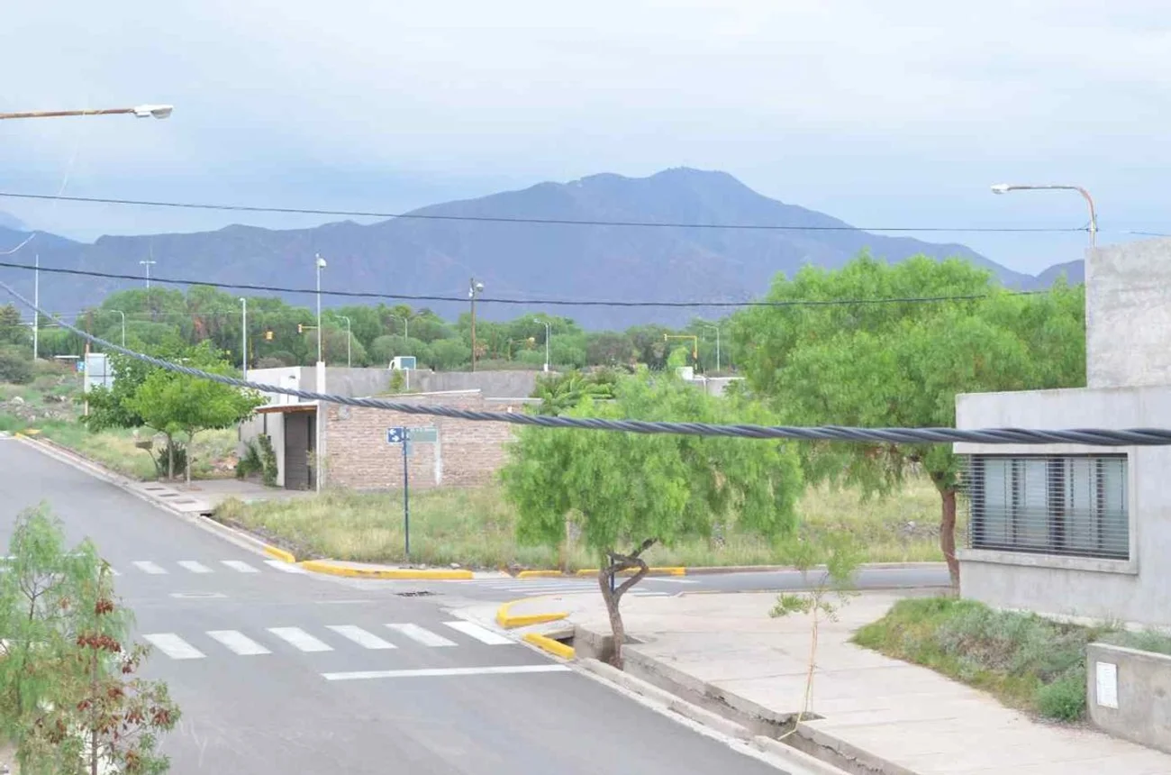 Departamento de 2 ambientes en alquiler en Mendoza, Doctor Leloir 1700, foto 2