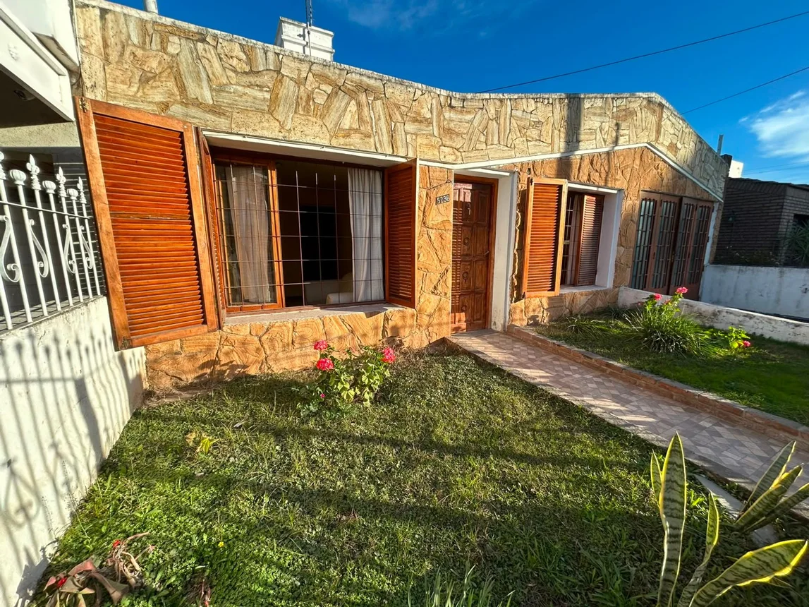 Casa de 4 ambientes en venta en Córdoba, Jose Andres Pacheco de Melo 5200