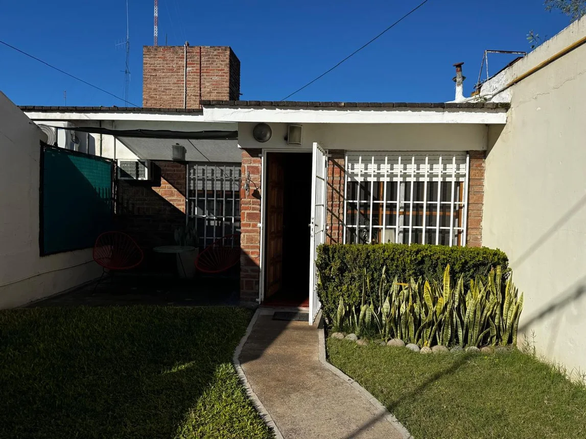 Casa en PH 2 dormitorios barrio parque horizonte, foto 1