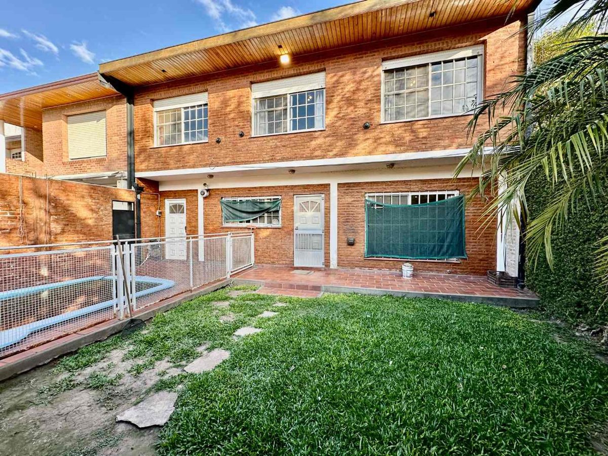 Foto 9 — VENTA CASA 4 AMBIENTES PILETA QUINCHO COCHERA