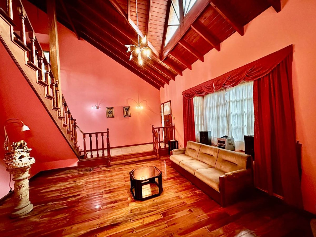 Foto 5 — VENTA CASA 4 AMBIENTES PILETA QUINCHO COCHERA
