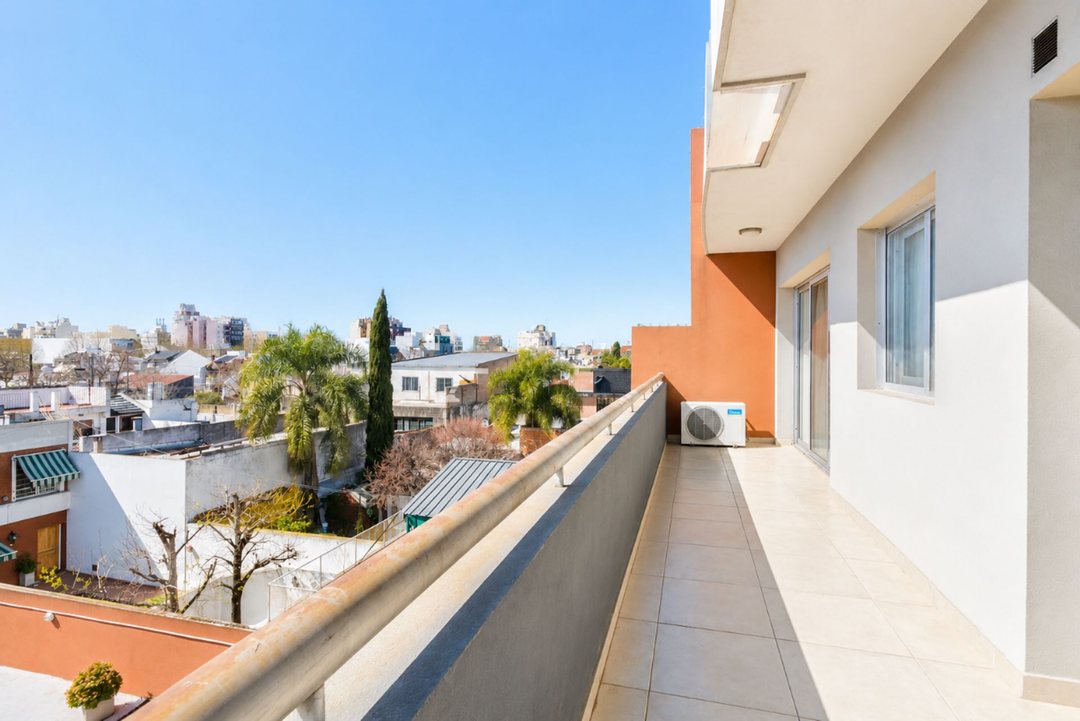 DEPARTAMENTO 3 AMBIENTES CON BALCON ATERRAZADO