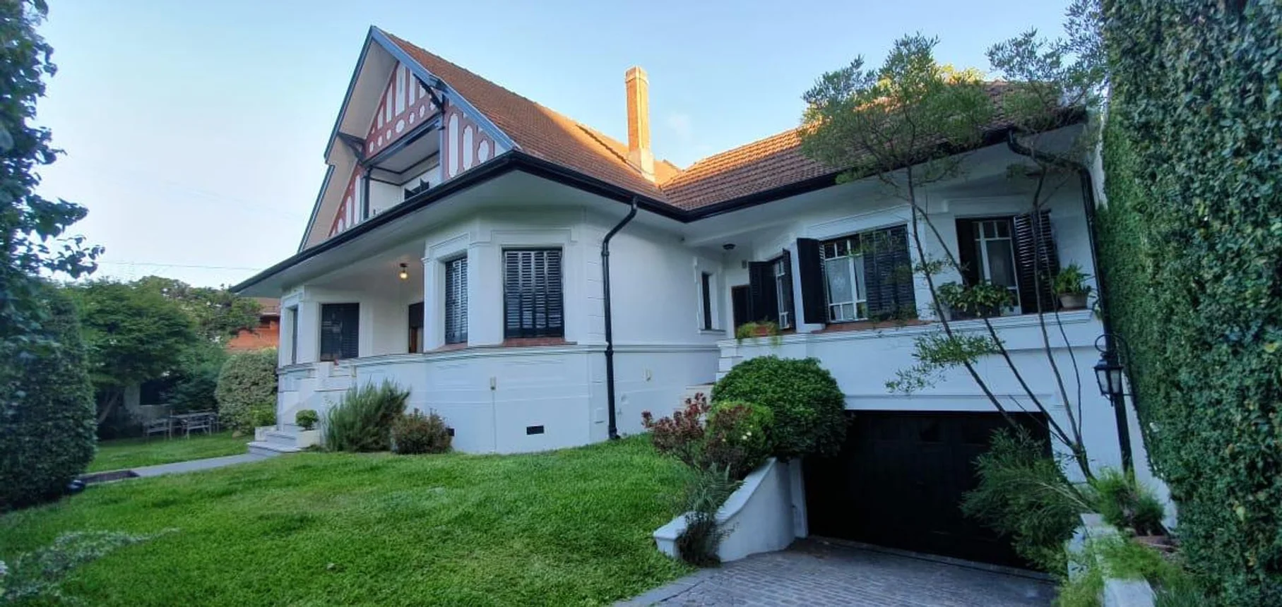 Casa de 4 ambientes en venta en Quilmes, Alem 400