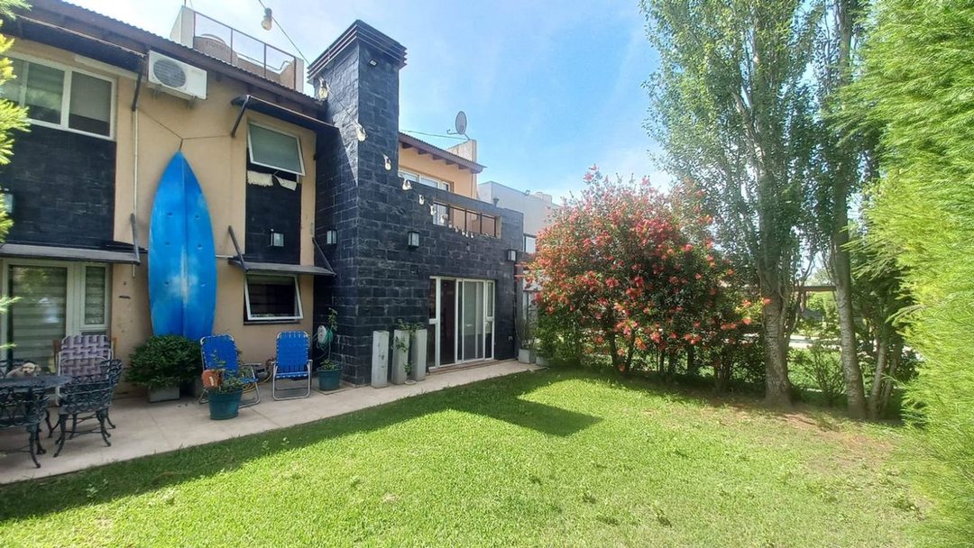 VENTA CASA SAN VICENTE 5 AMBIENTES