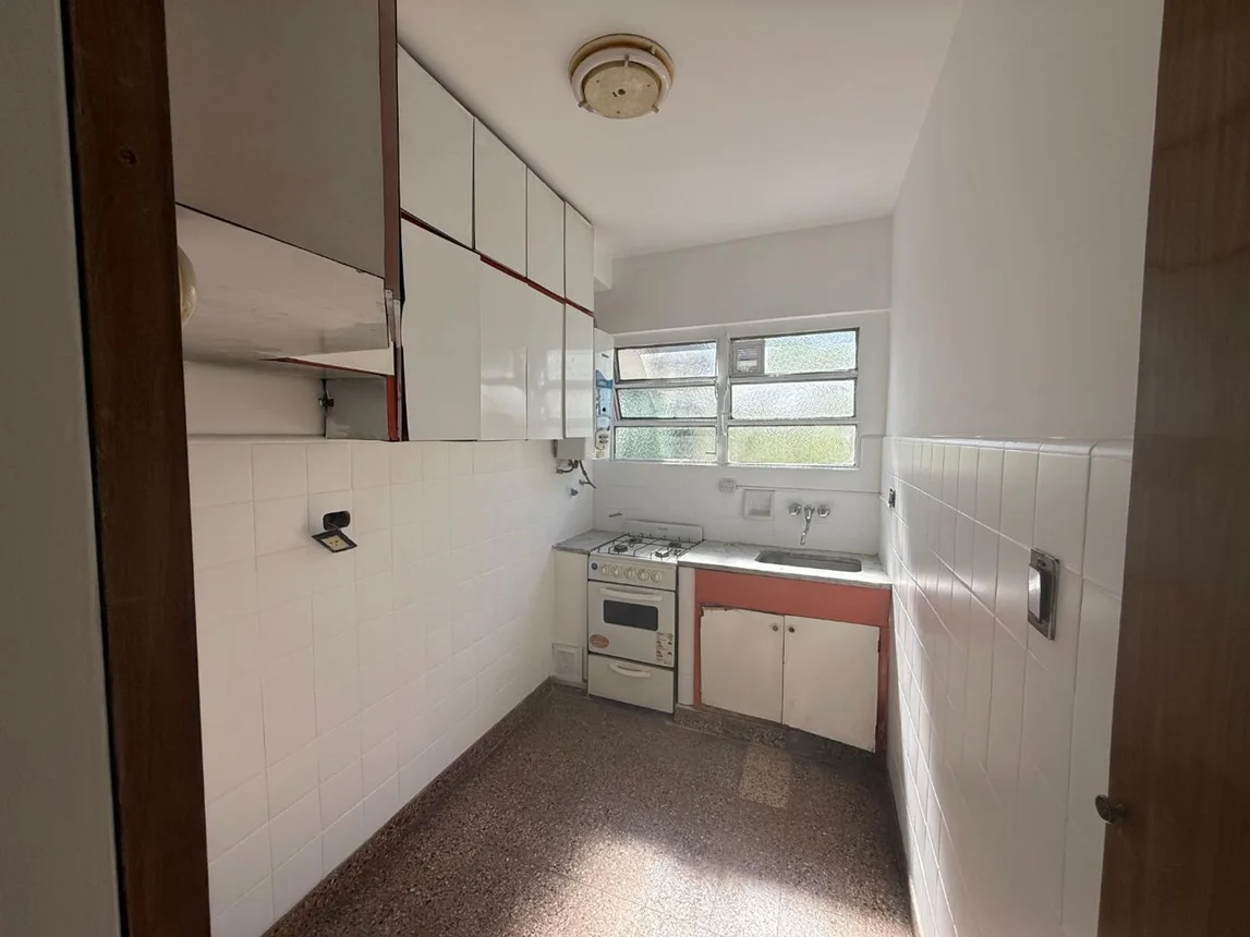 Departamento de 3 ambientes en venta en Villa del Parque, Avenida Francisco Beiró 3300, foto 3