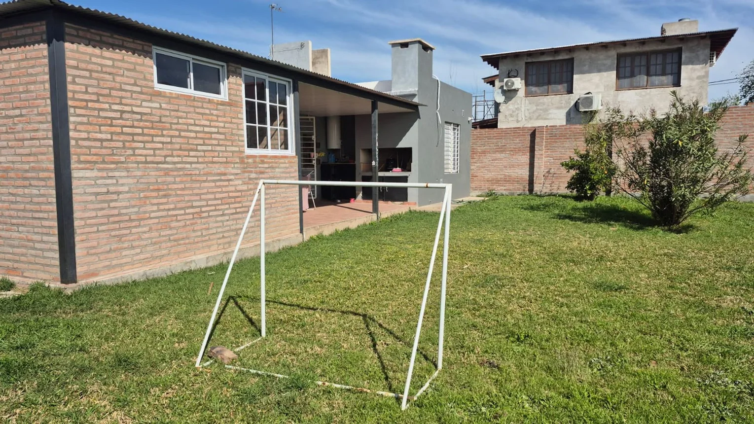 Casa de 4 ambientes en venta en Funes, Francisco Contanino 200, foto 3