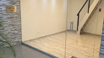 VENTA DE LOCAL COMERCIAL EN GALERIA ROMI