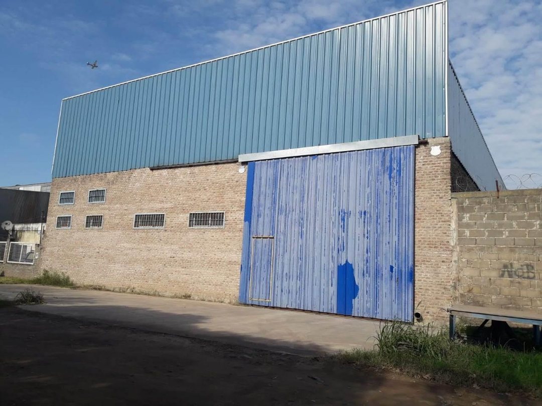 VENTA GALPÓN CON OFICINA - ZONA INDUSTRIAL - VGG