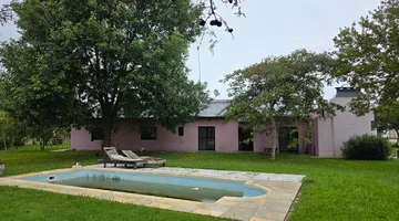 CASA QUINTA VENTA BARRIO QUINTAS DE GORINA
