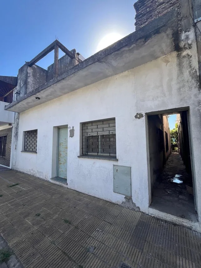 Casa de 6 ambientes en venta en Martín Coronado, Carlos Echagüe 1800, foto 3