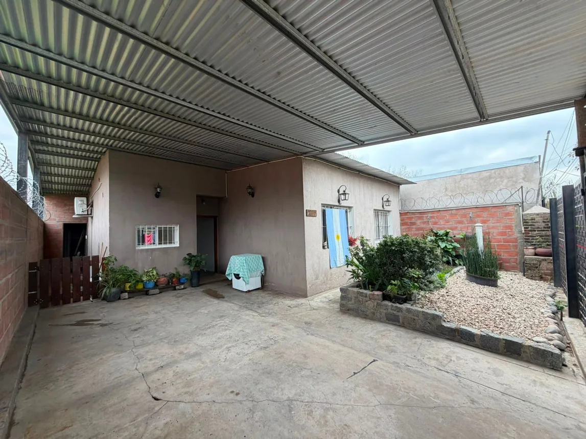 Casa en venta en Pilar, foto 2