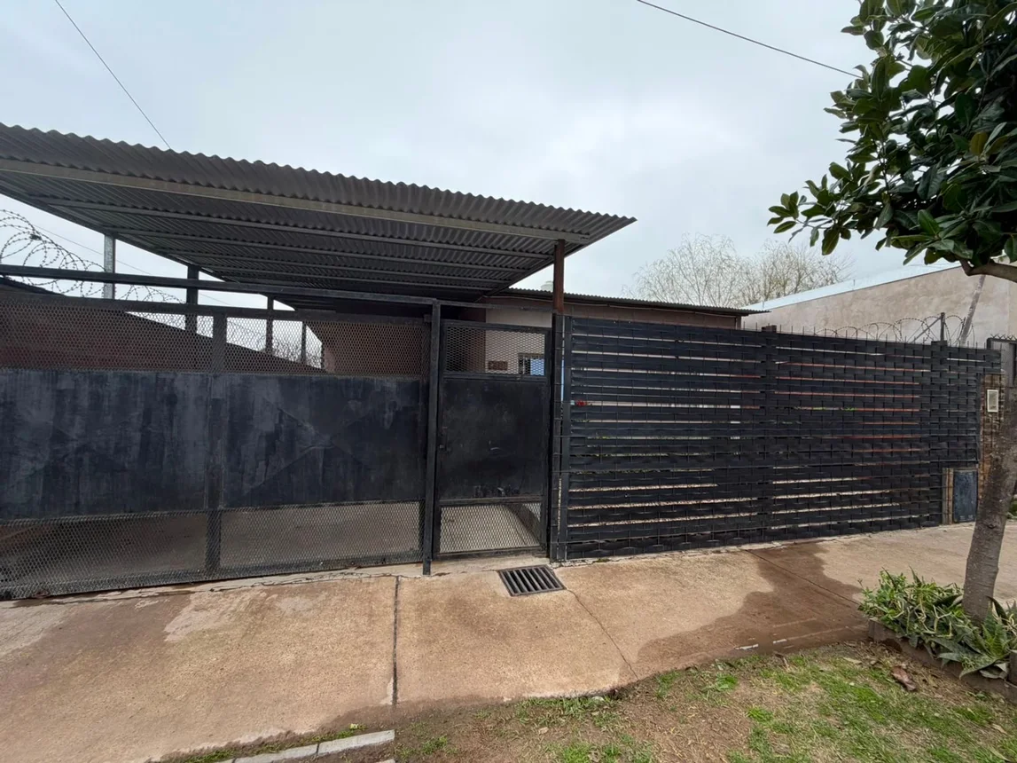 Casa en venta en Pilar, foto 3