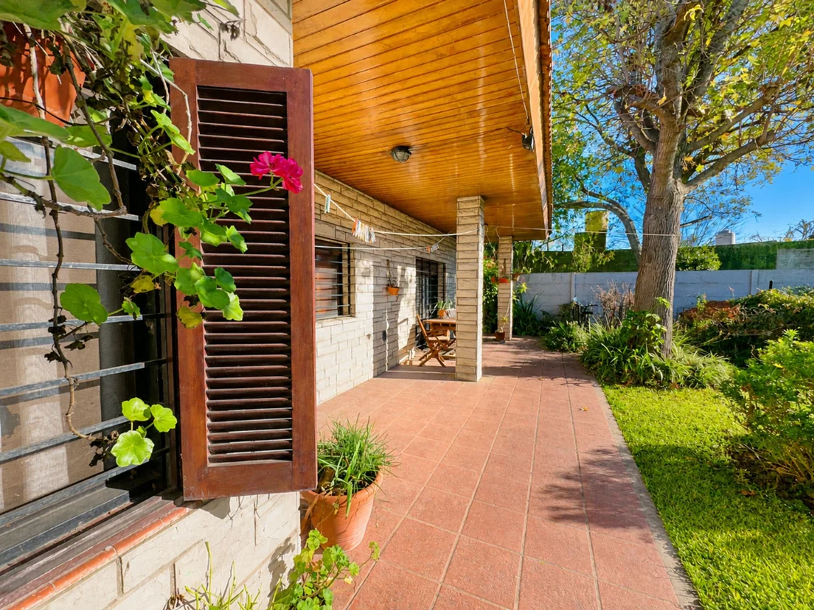 Casa en venta en Don Torcuato, foto 2