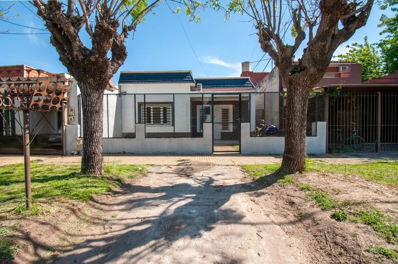 Casa de 3 ambientes en venta en José Mármol, Guillermo Granville 0