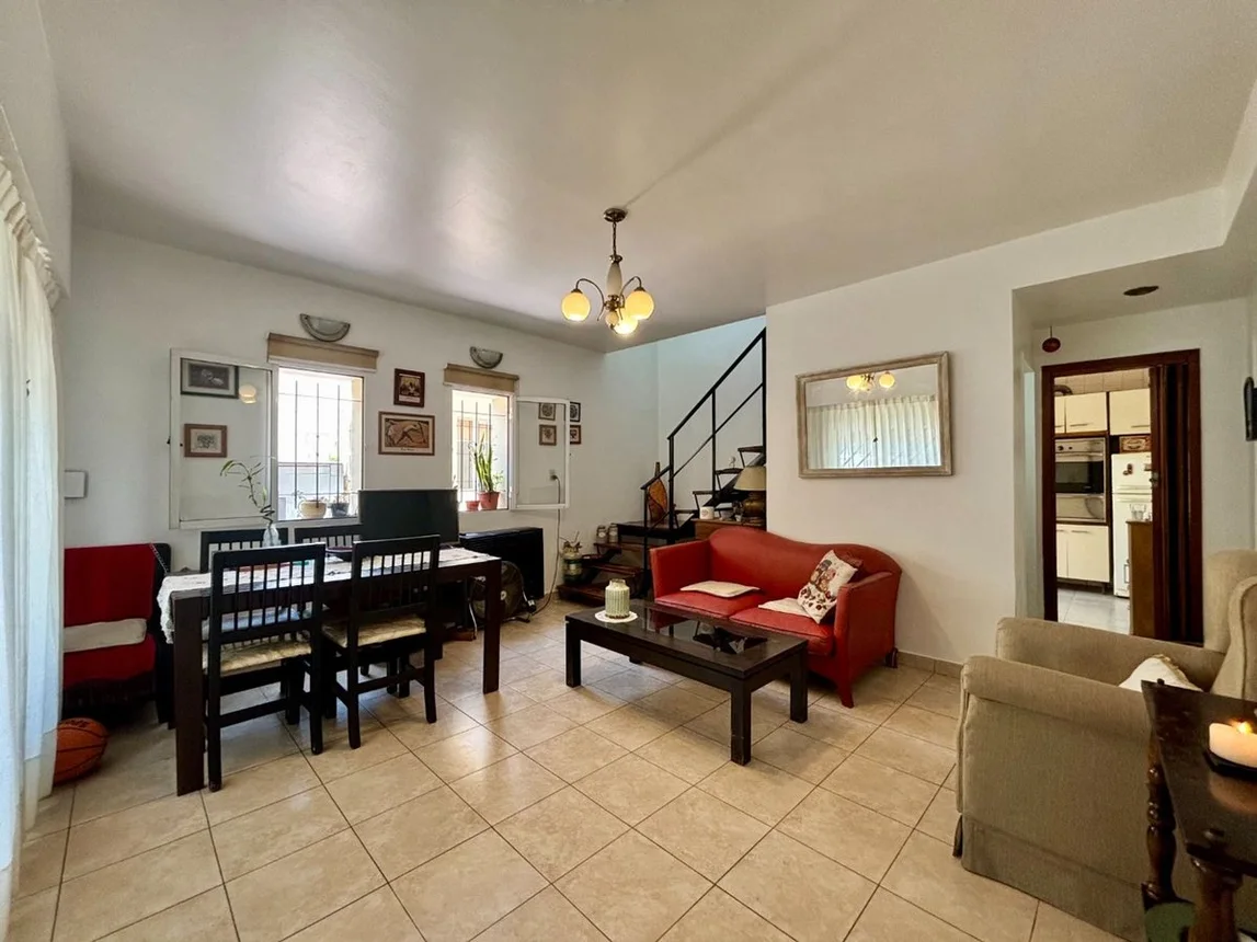 PH en venta en Santos Lugares, Doctor A. Carbone 3500