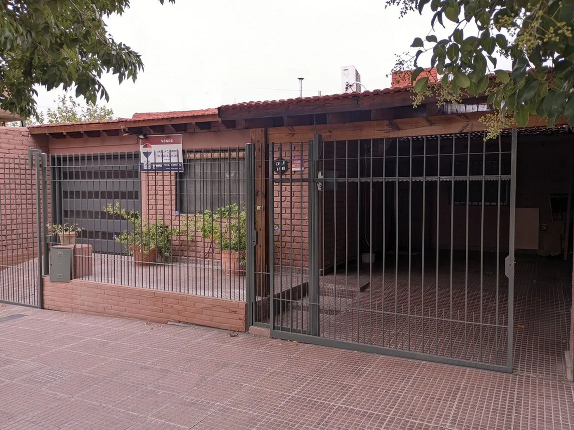 Casa en venta en Godoy Cruz