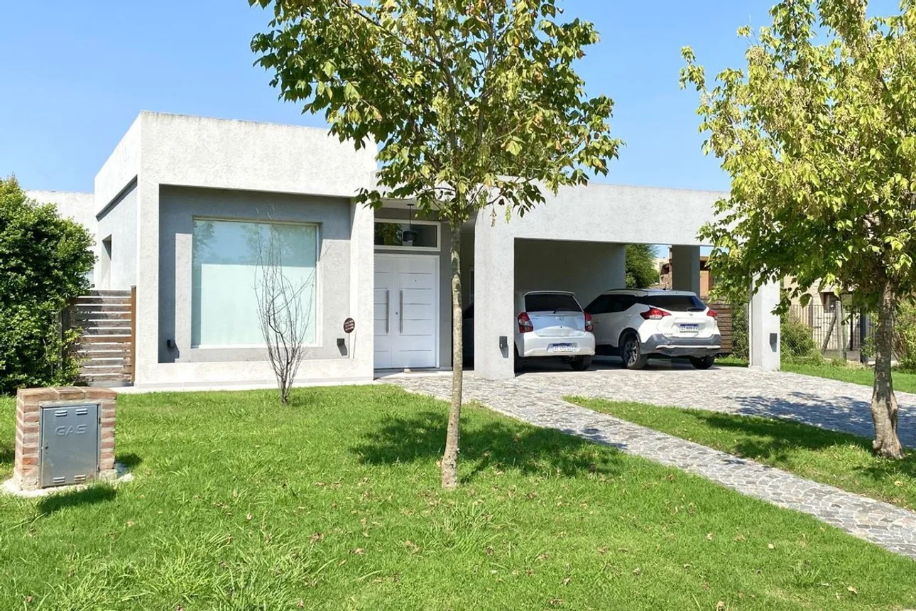 Casa en venta en Belén de Escobar, foto 2