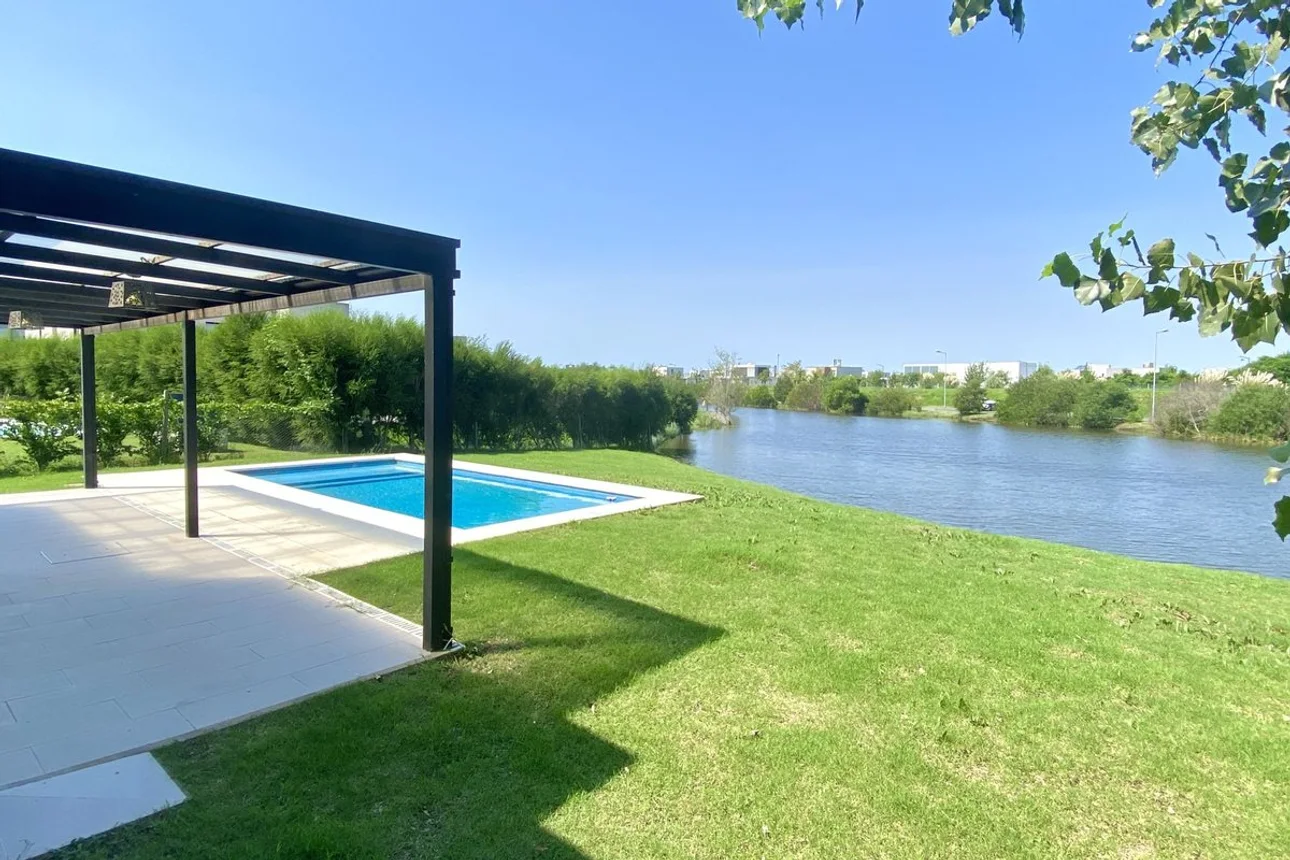 Casa en venta en Belén de Escobar