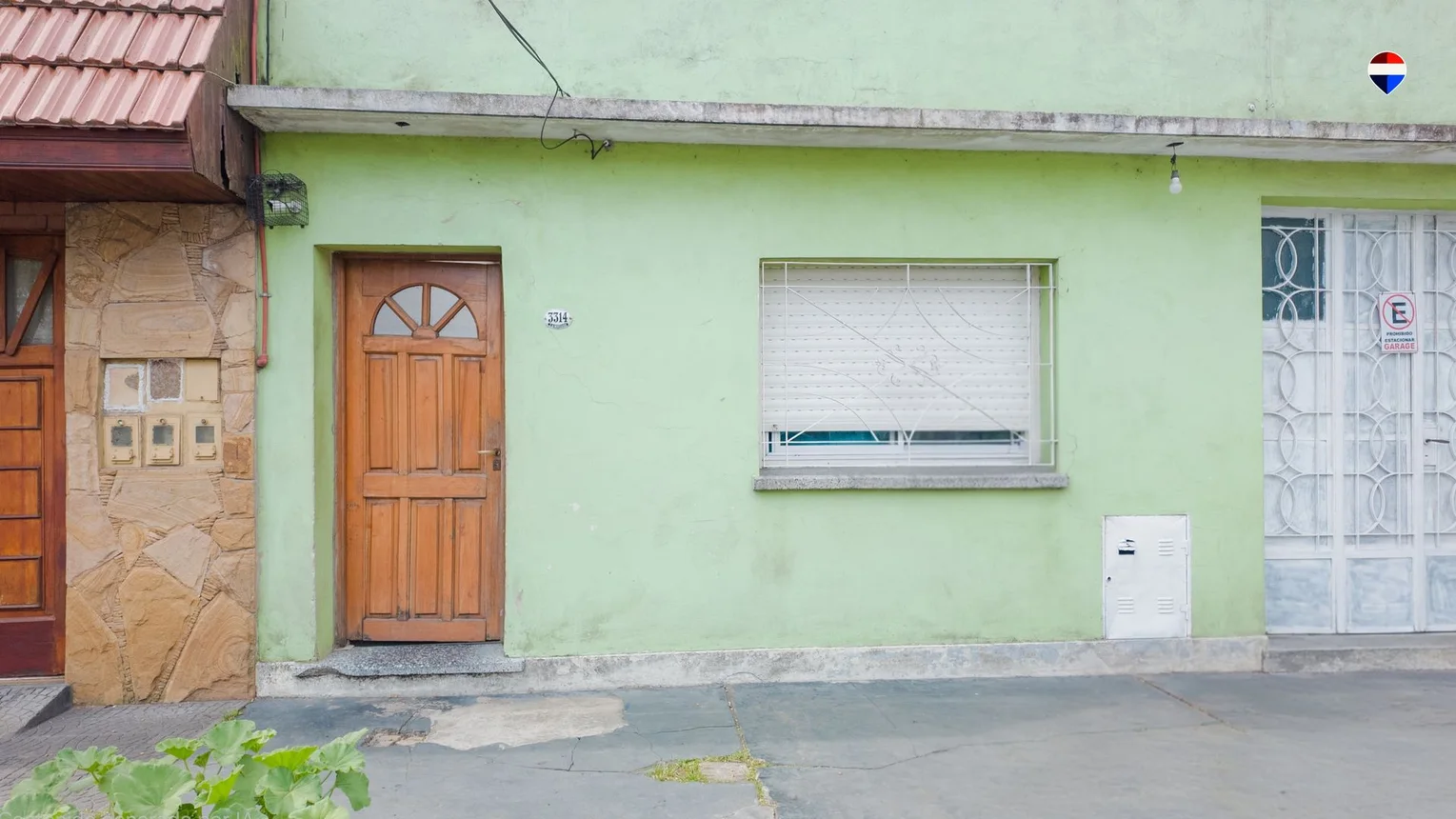Casa de 6 ambientes en venta en Lanús Este, Sitio de Montevideo 3300