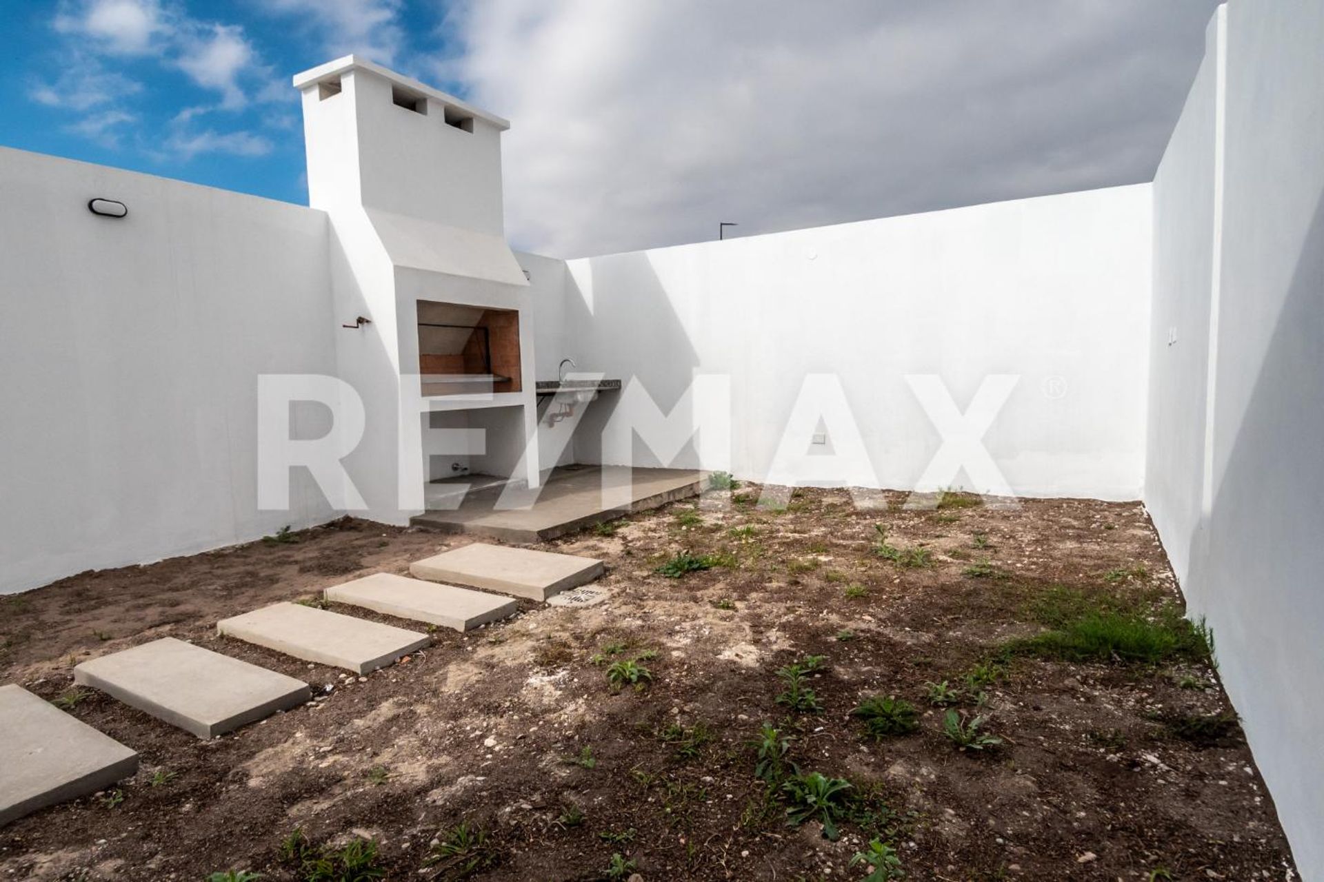 CASA EN VENTA A ESTRENAR EN VIA AURELIA ZONA SUR - foto 13