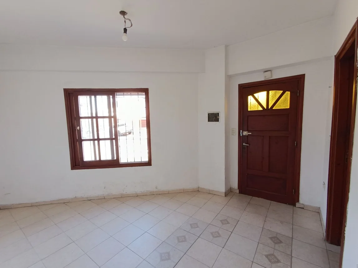 PH de 3 ambientes en venta en Quilmes, Benito Pérez Galdós 1200, foto 2