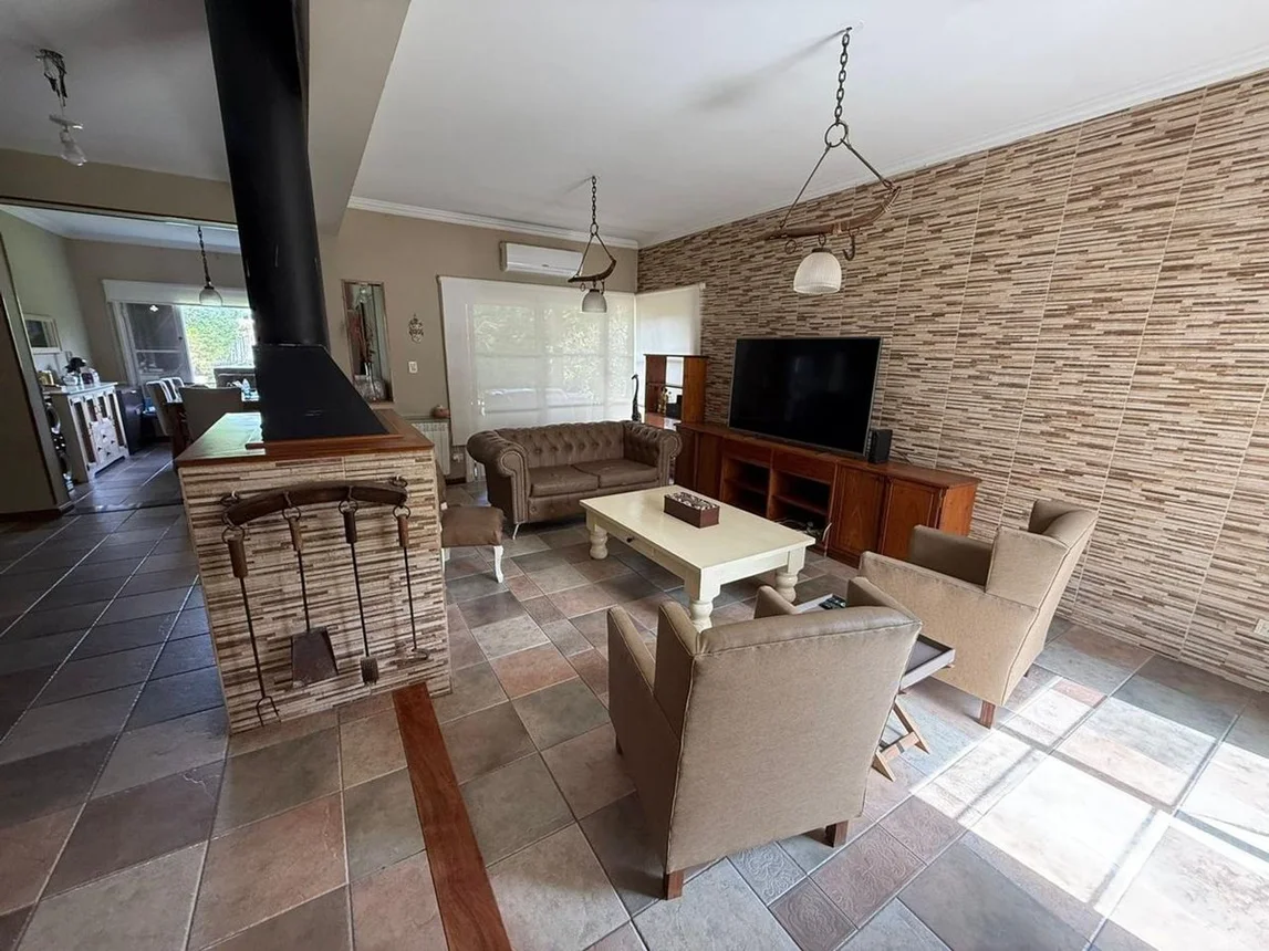 Casa de 7 ambientes en venta en Manuel Alberti, Golf Club Corona 2500, foto 2