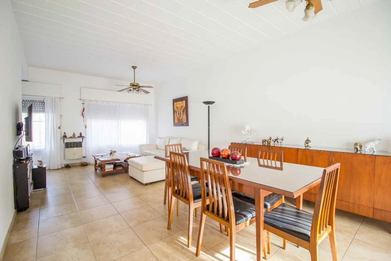 Venta casa 8 amb villa ballester con patio/terraza, foto 3