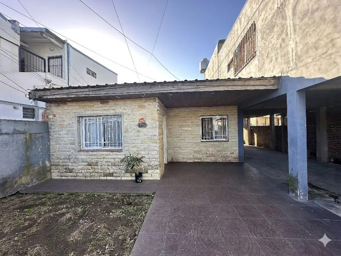 Casa de 6 ambientes en venta en El Talar, Liquidambar 2200, foto 2