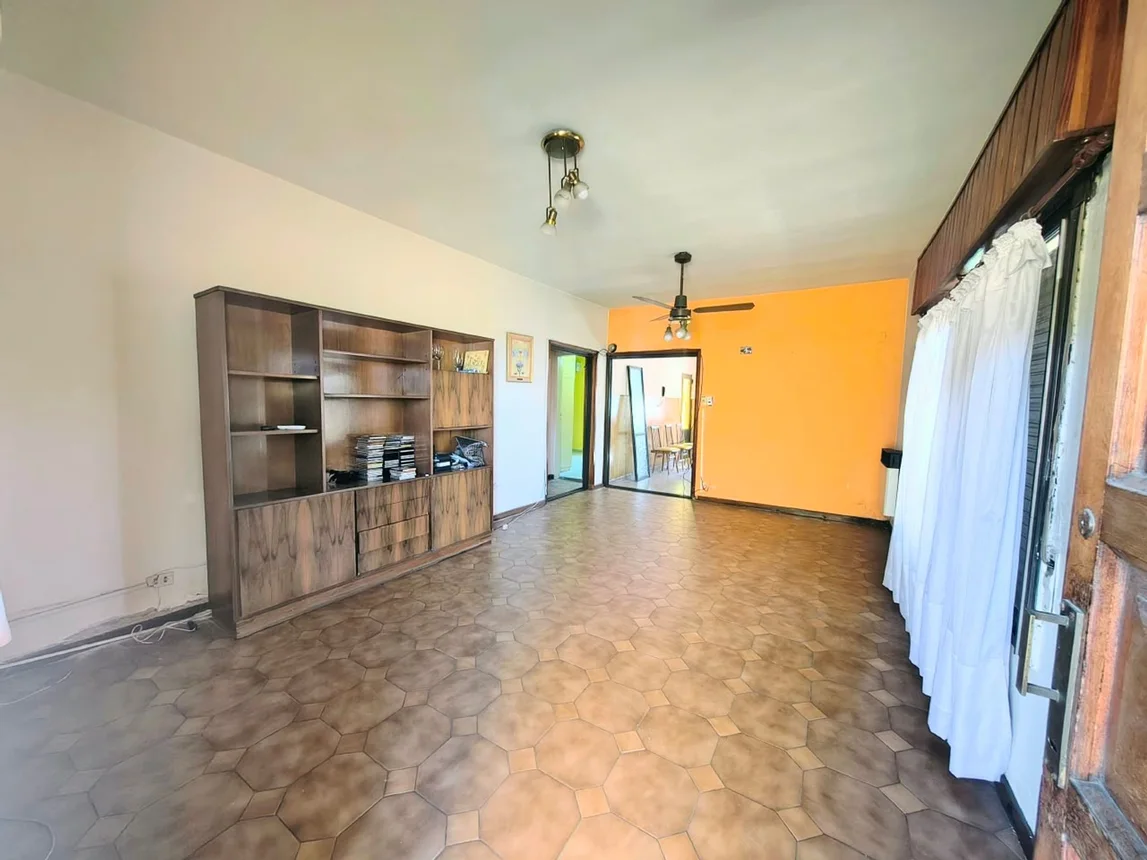 Casa de 3 ambientes en venta en Wilde, Venezuela 6000, foto 4
