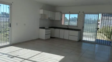 VENTA CASA 3 AMBIENTES - FCO. ALVAREZ - MORENO