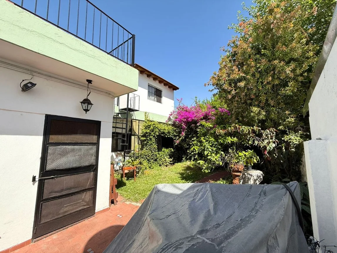 Casa en venta en Ramos Mejía, foto 2