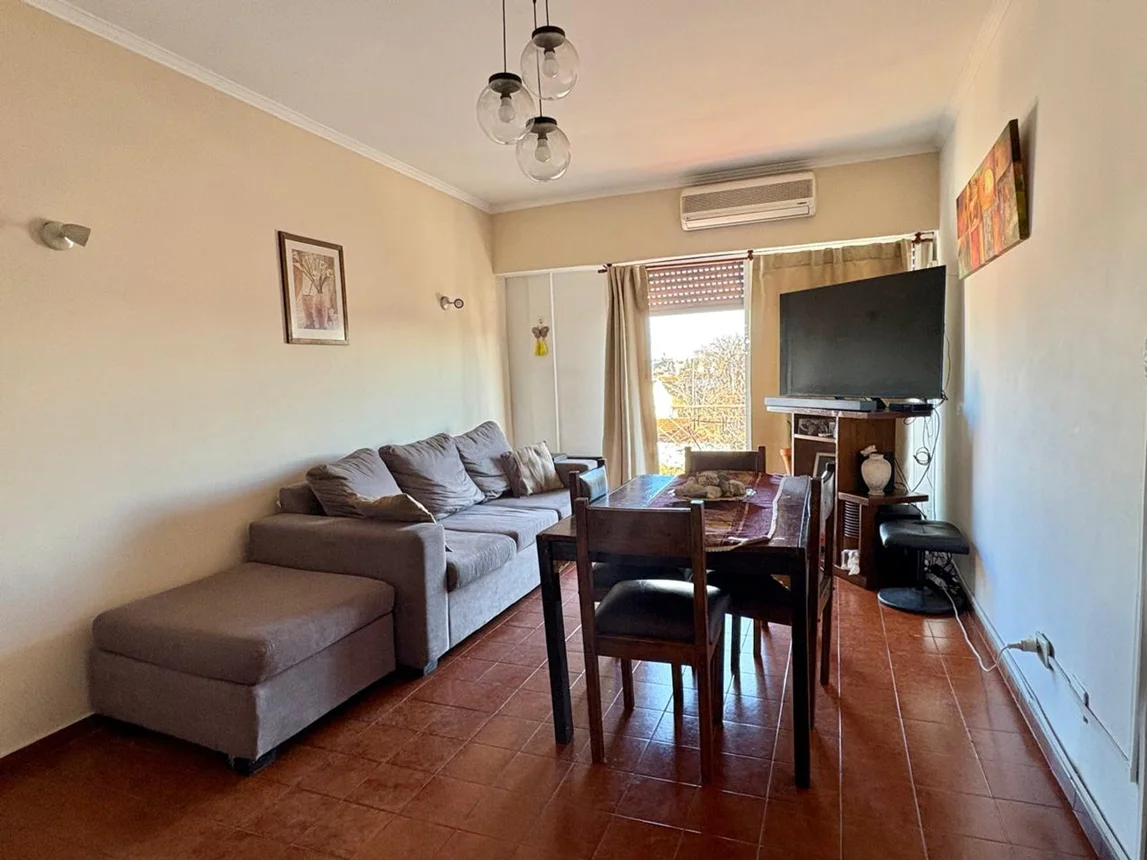Departamento de 4 ambientes en venta en Villa Lugano, Avenida Castañares 5400