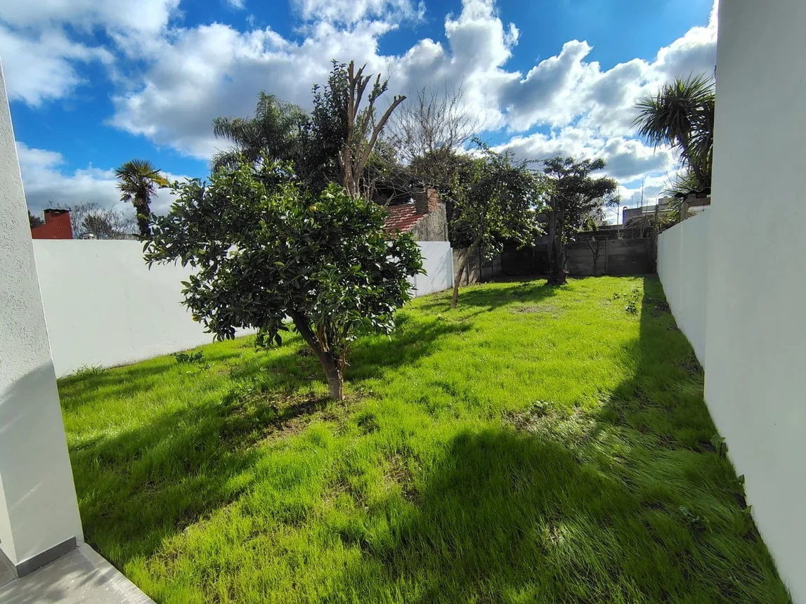 Casa de 4 ambientes en venta en Tolosa, 526 E/ 7 y 8 1200, foto 2