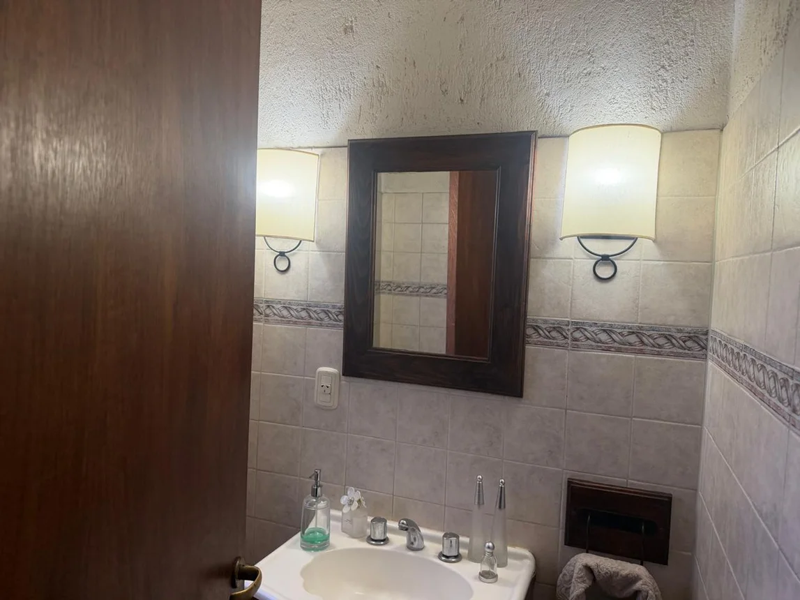Casa de 6 ambientes en venta en Guaymallén, Lafinur 1300, foto 5