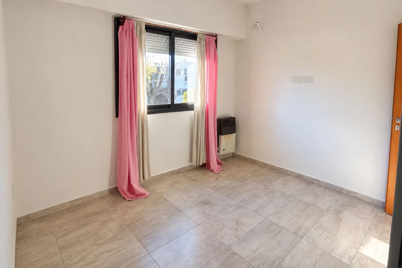 Departamento de 2 ambientes en alquiler en La Plata, Calle 68 Entre 133 y 134 1900, foto 4