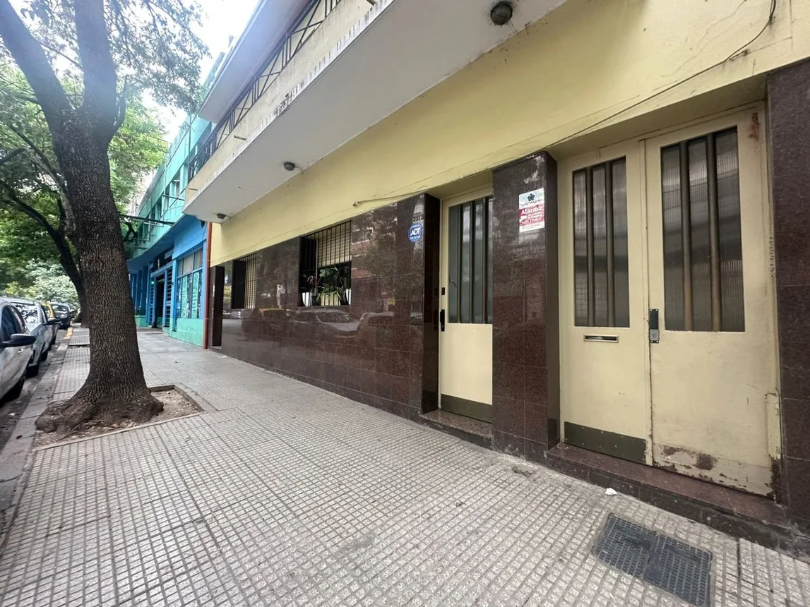PH de 3 ambientes en venta en Balvanera, Valentín Gómez 3100