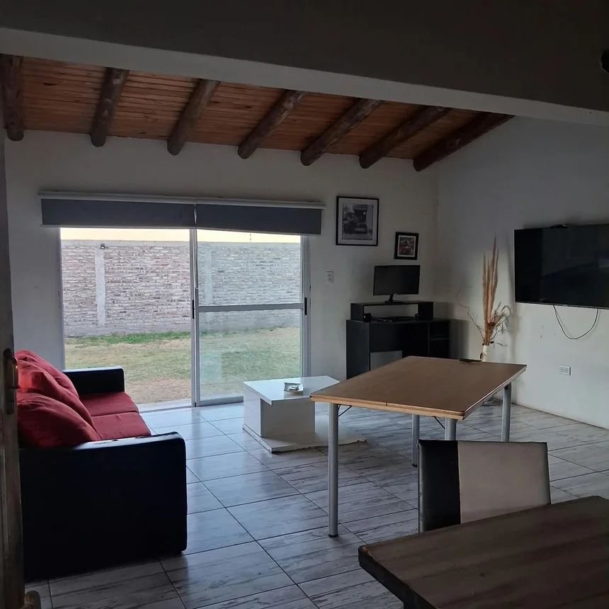 Casa de 4 ambientes en alquiler en Guaymallén, Calle Sanchez 2300, foto 5