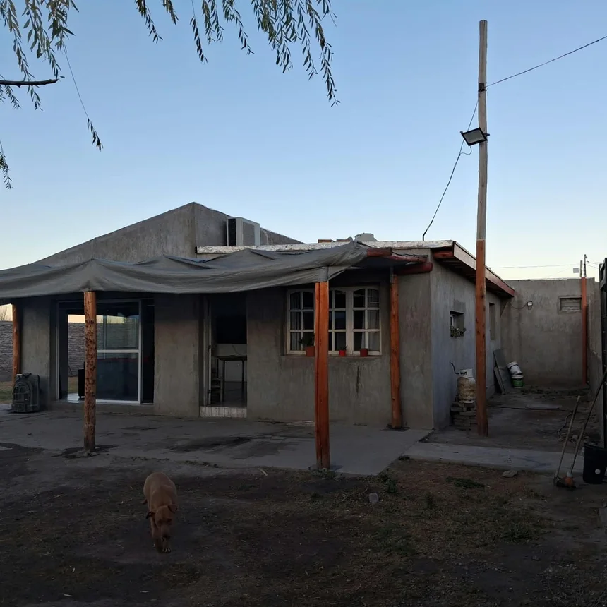 Casa de 4 ambientes en alquiler en Guaymallén, Calle Sanchez 2300