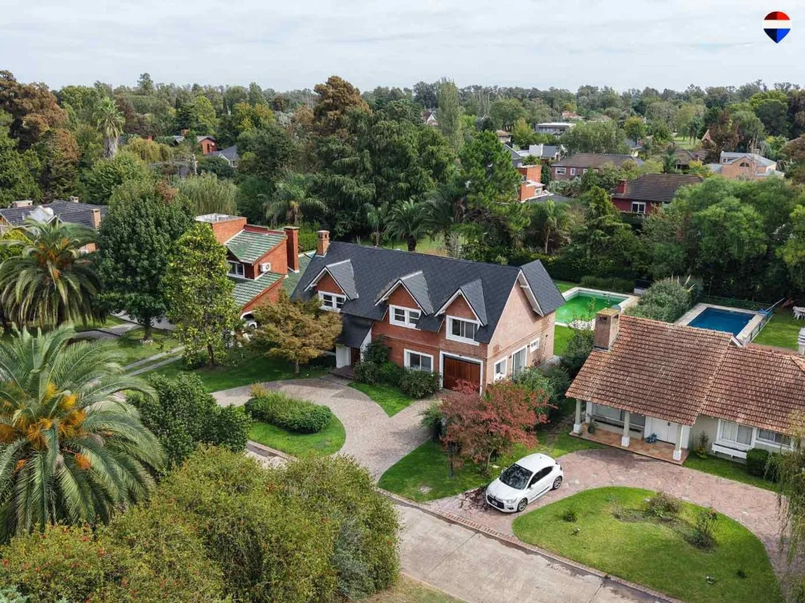 Casa en venta en Pilar