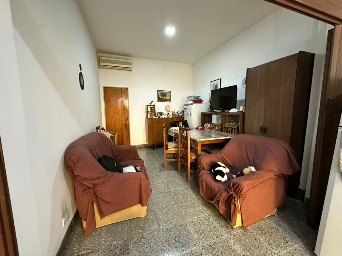 PH de 5 ambientes en venta en Morón, La Roche 600