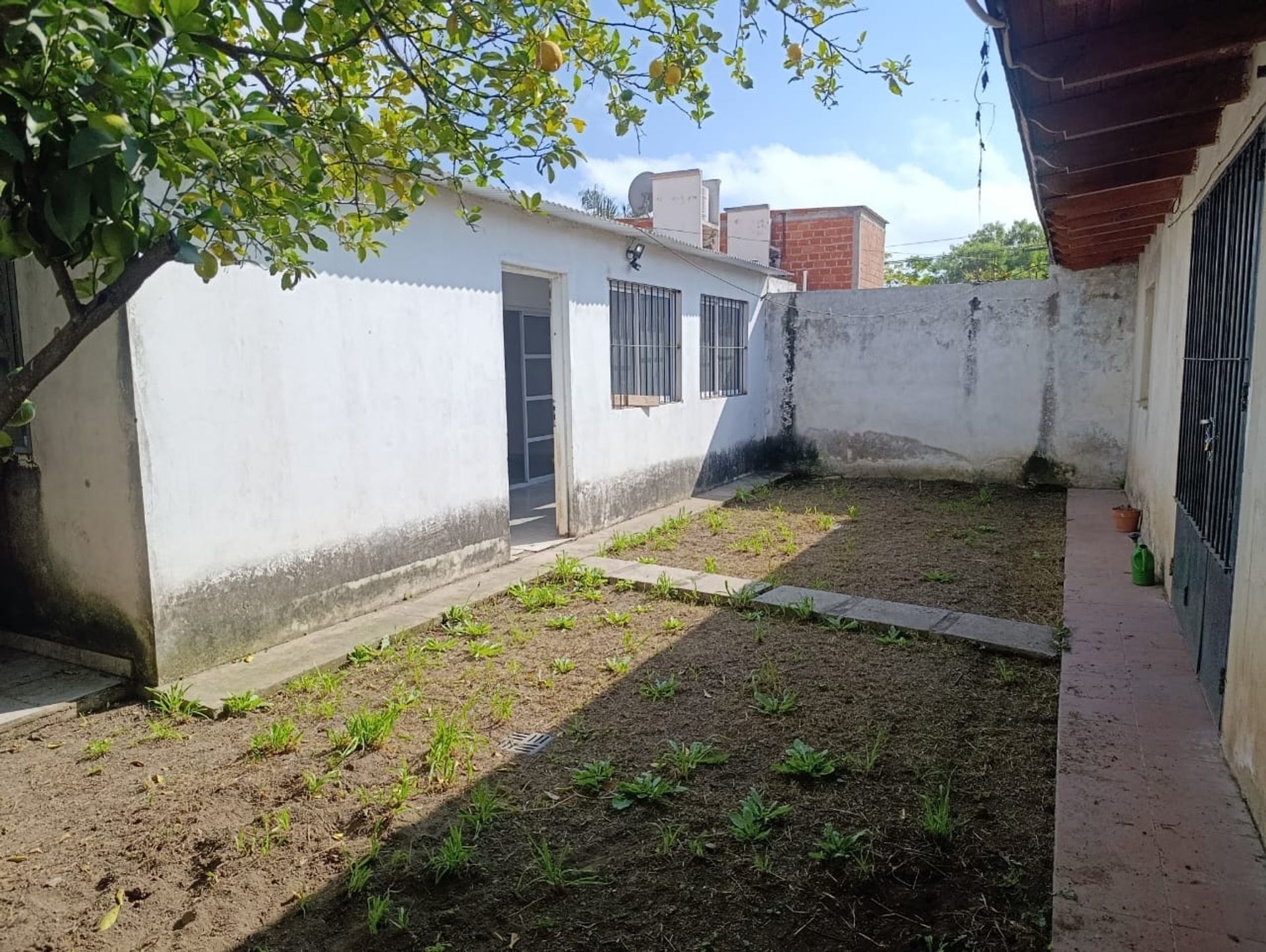 CASA EN ALQUILER BARRIO EL HUAICO SEMIAMOBLADA - foto 13