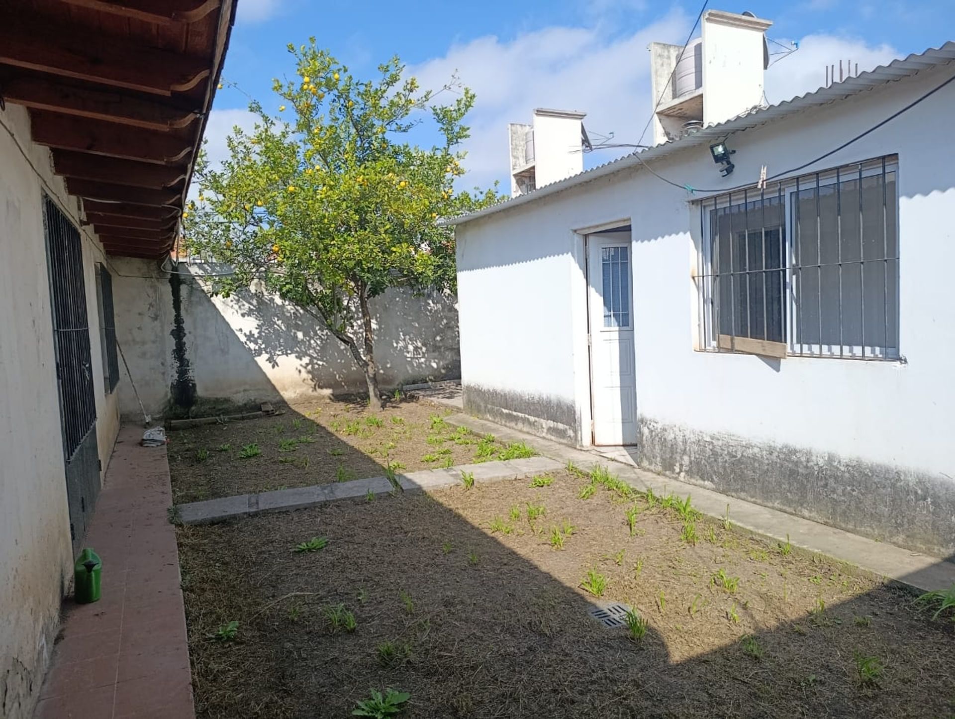 CASA EN ALQUILER BARRIO EL HUAICO SEMIAMOBLADA - foto 12