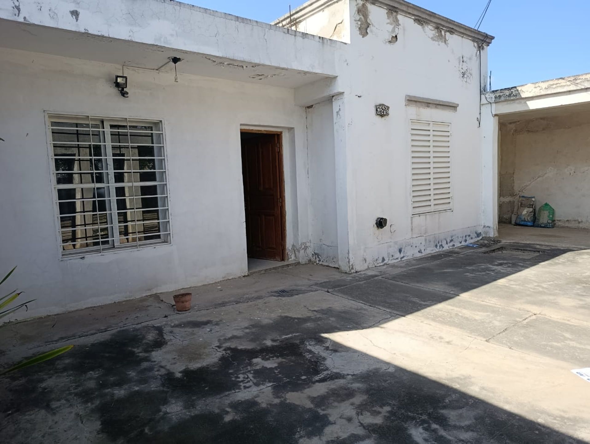 CASA EN ALQUILER BARRIO EL HUAICO SEMIAMOBLADA - foto 2