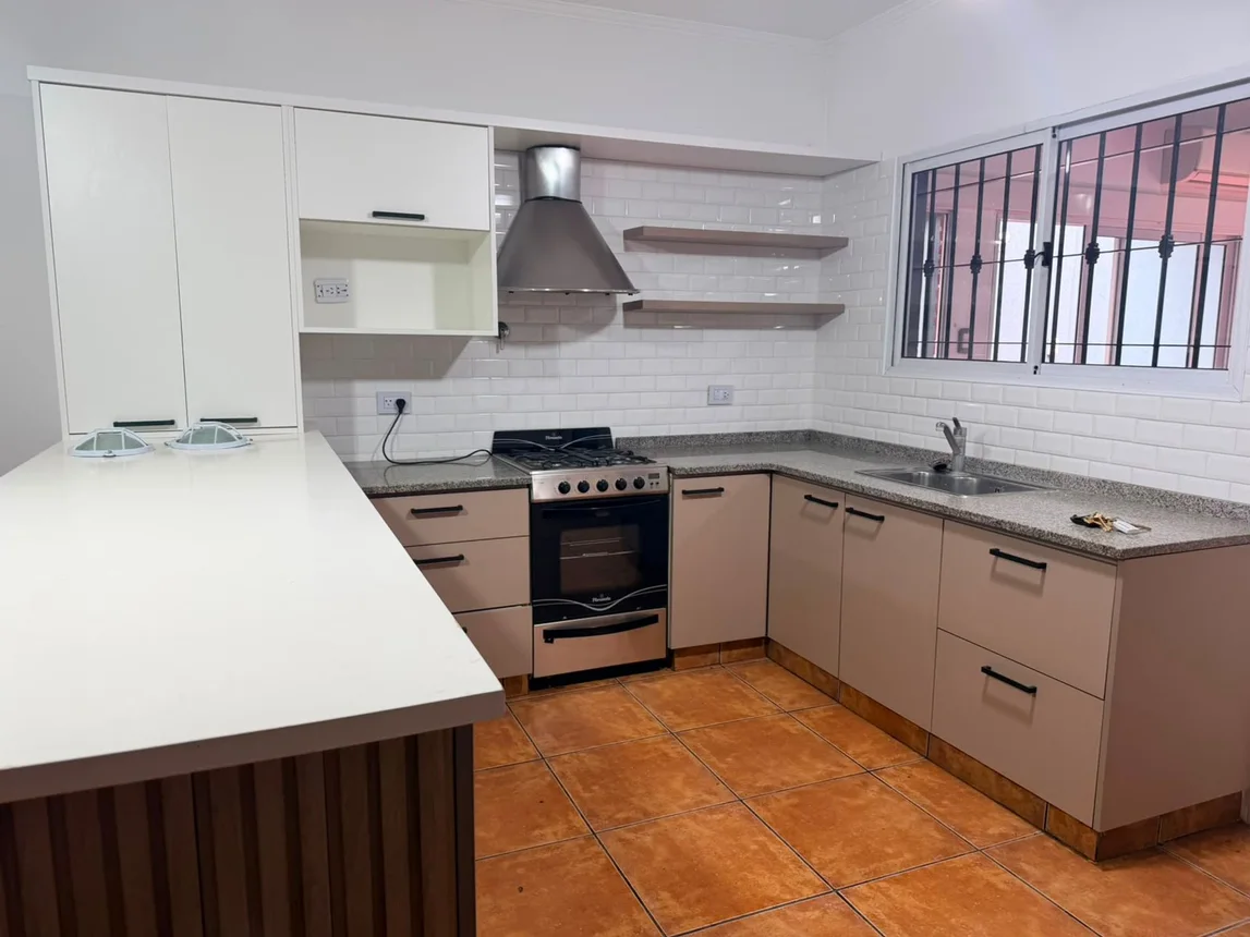 Venta casa 4 ambientes castelar sur, financiacion., foto 1