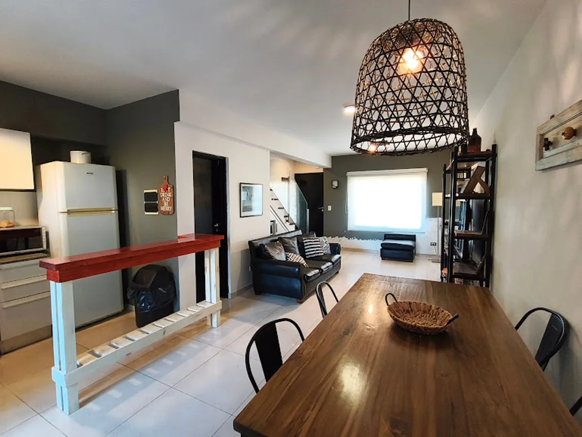 Casa dúplex en venta en Pilar, foto 3