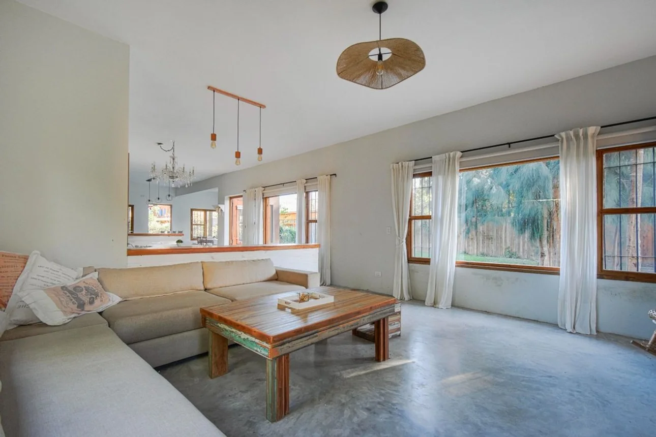 Casa de 7 ambientes en venta en Belén de Escobar, Juan Mermoz Sur 1900, foto 2