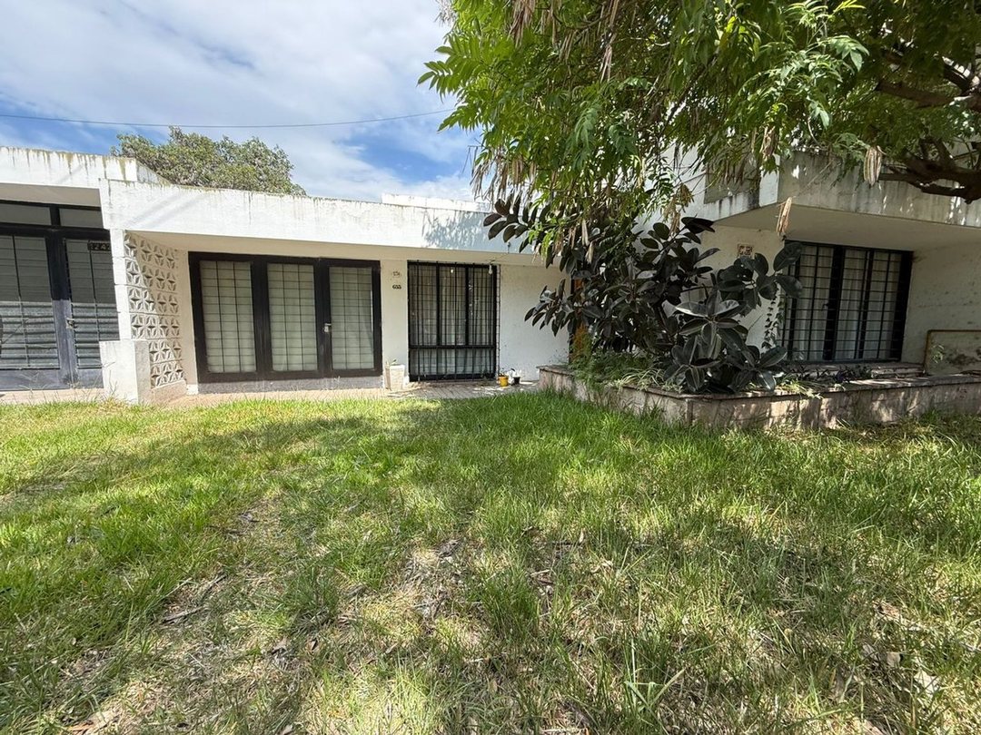 VENTA CASA 2 DORMITORIOS BARRIO ESCOBAR CÓRDOBA