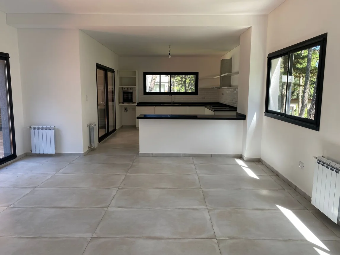 Casa en venta en Pinamar, foto 4