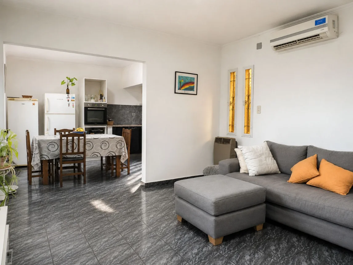 Casa de 3 ambientes en venta en La Plata, 146 Bis Esquina 69 1700, foto 3