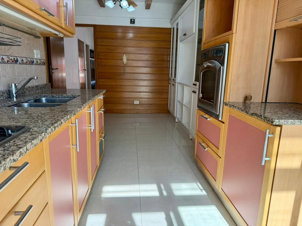 Departamento en venta en Lanús Oeste, foto 2